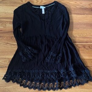 Knox Rose Black Eyelet Detail Top